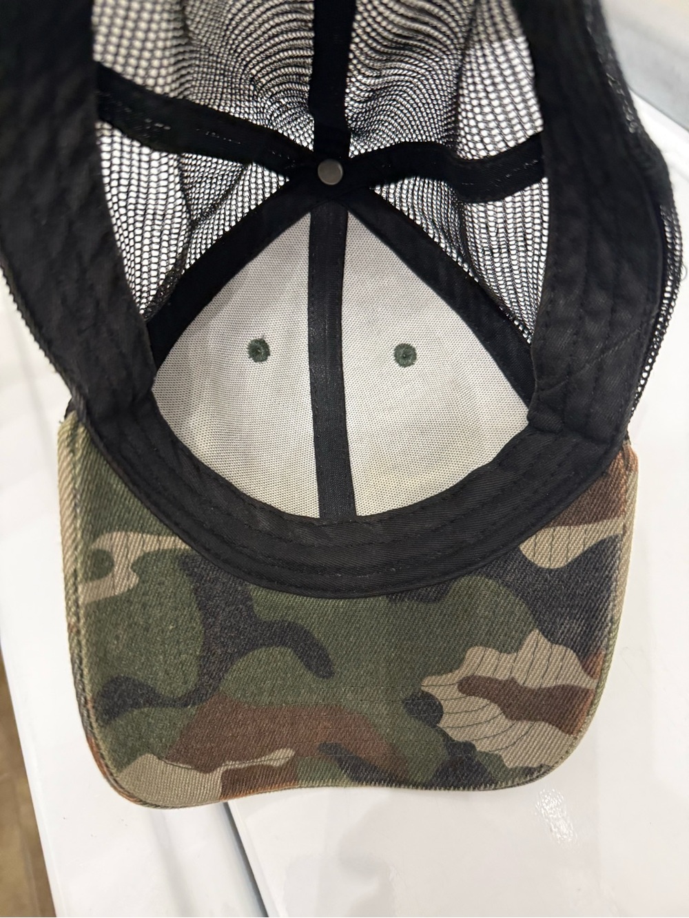 🥳 5 for $25 BUNDLE Men’s Camo Trucker Hat with Black Patch - Casual Military - Picture 5 of 5